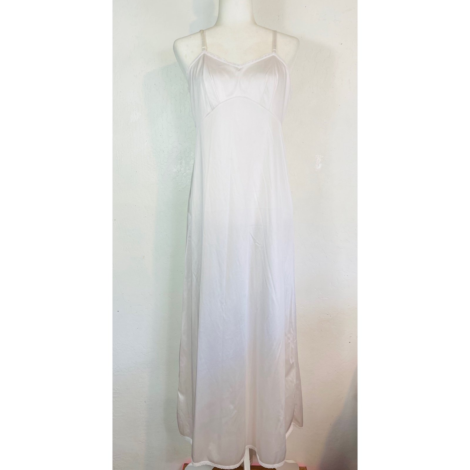 Vintage 70s 80s JC Penney Size 36 Full White Slip Dress 100% Nylon Union Made
