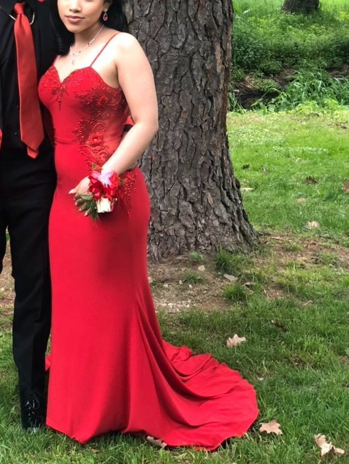 red prom dress