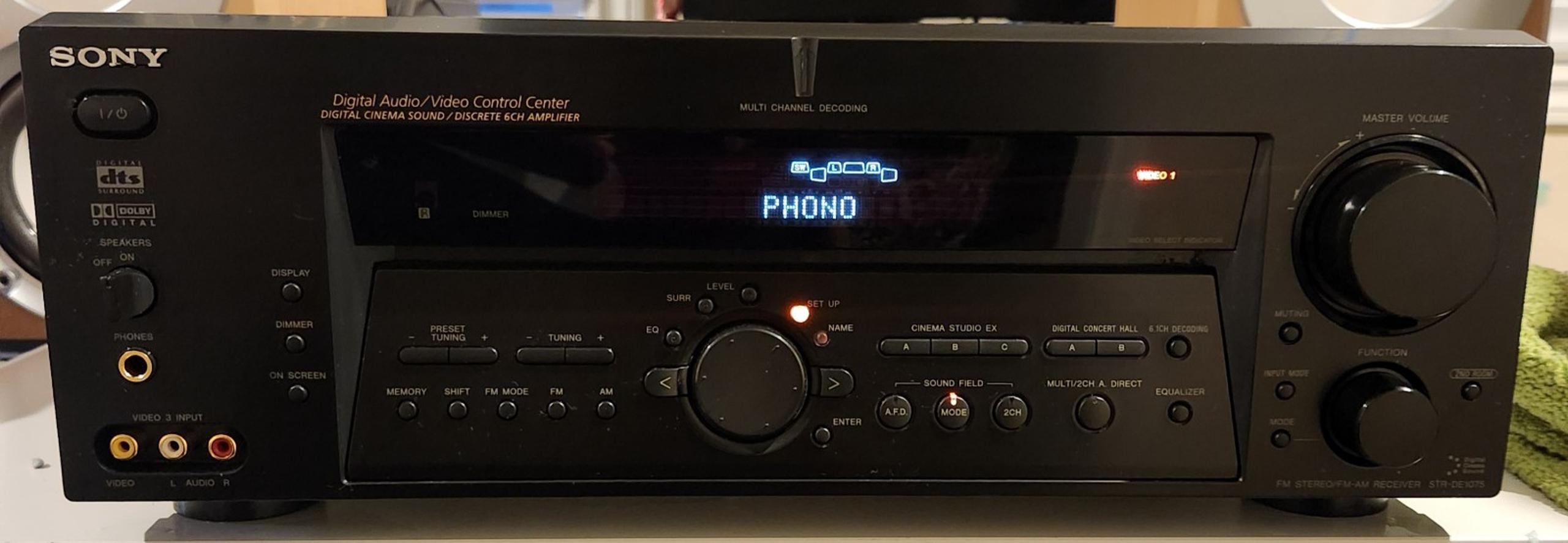 Sony STR-DE1075
A/V receiver with Dolby® Digital, DTS, and 6.1 decoding