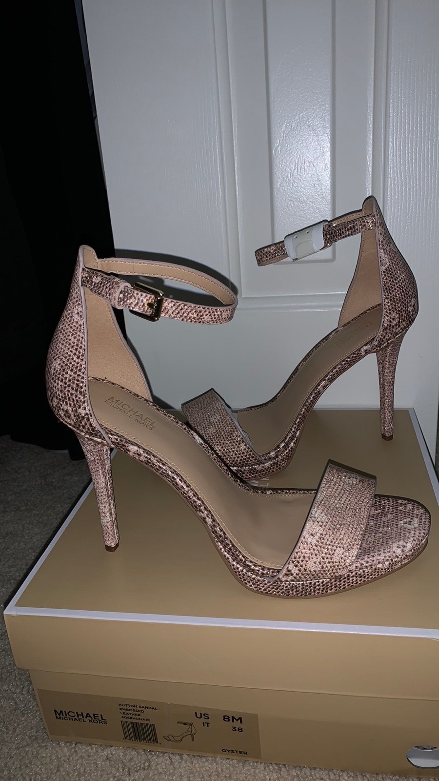 hutton sandal michael kors