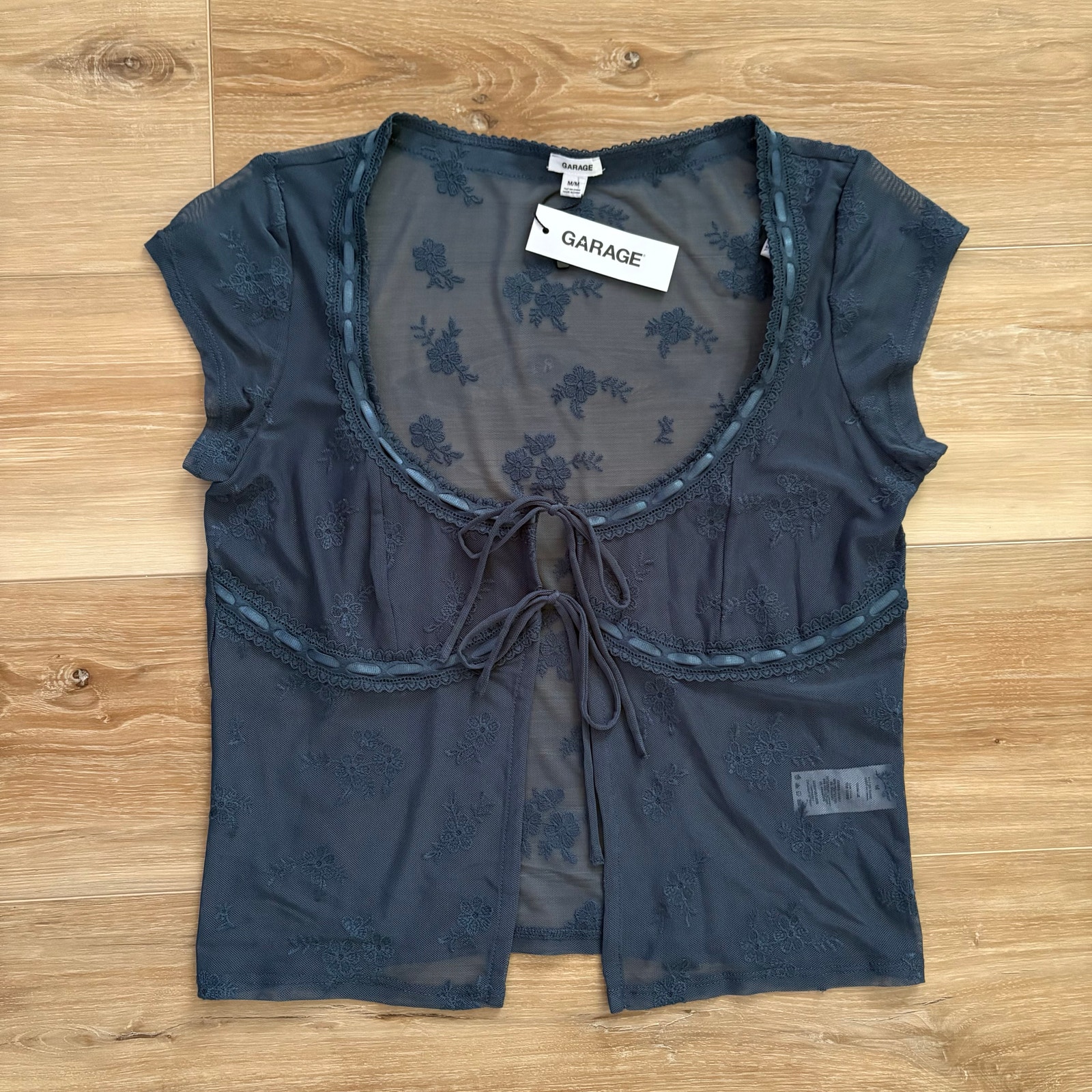 Garage Embroidered Mesh Tie Front Crop Top M