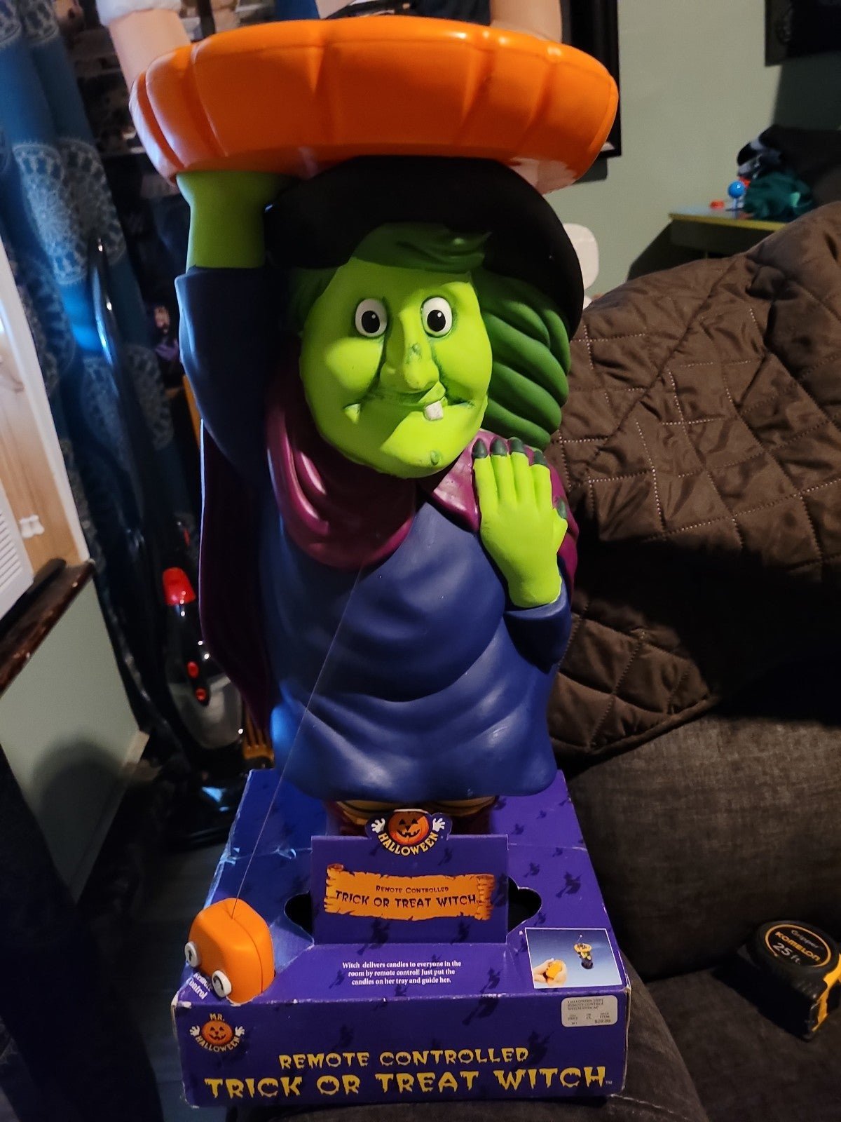Remote Control trick or treat witch NEW