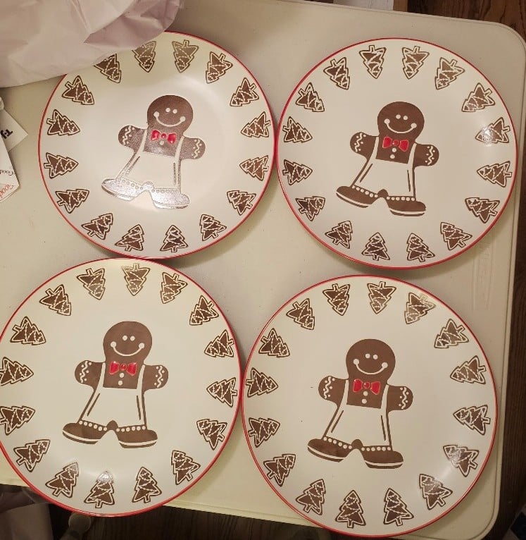 Eli and Ana Gingerbread plates