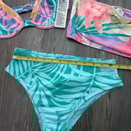 Item photo preview #3