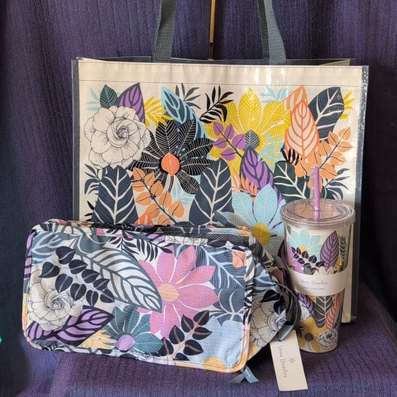 Vera Bradley 4-piece tote set