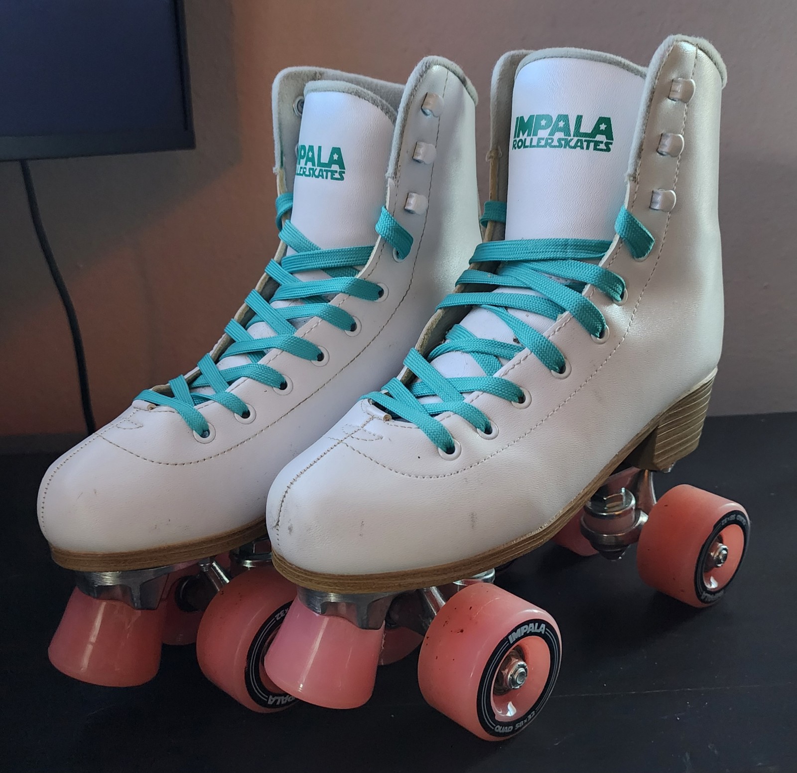 Impala Sidewalk Quad Roller Skates Vegan Leather White Pink Blue Women's Size 8