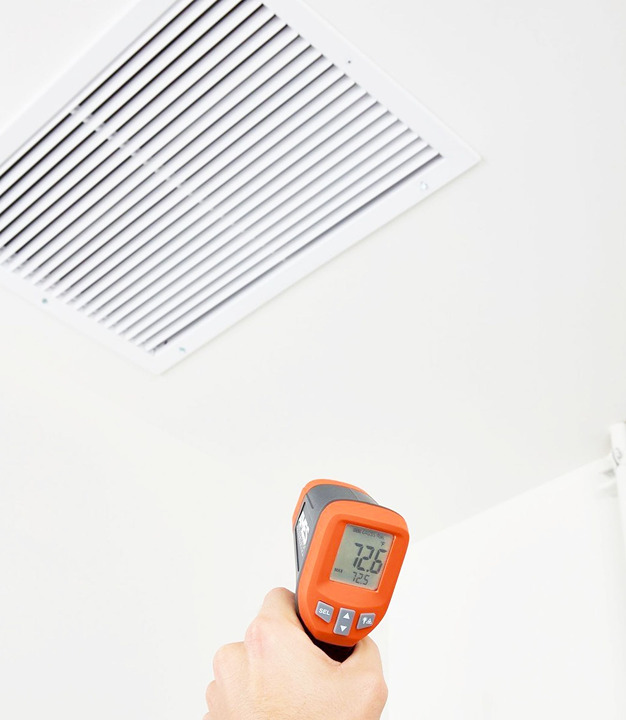 Infrared Laser THERMOMETER handheld read & measure temperature gun AMES IR12 15