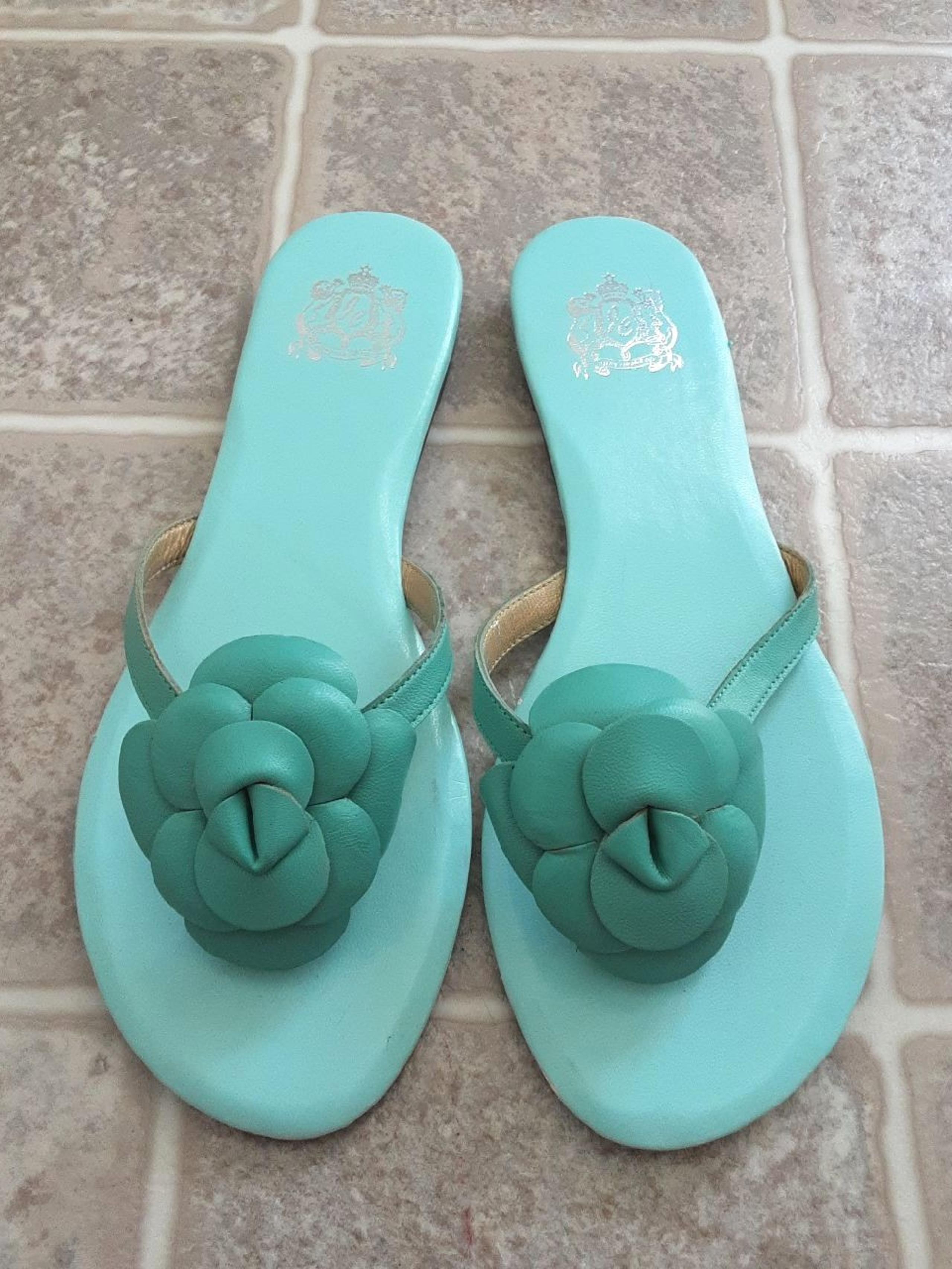 Women's Urban Outfitters flat sandals sz 7