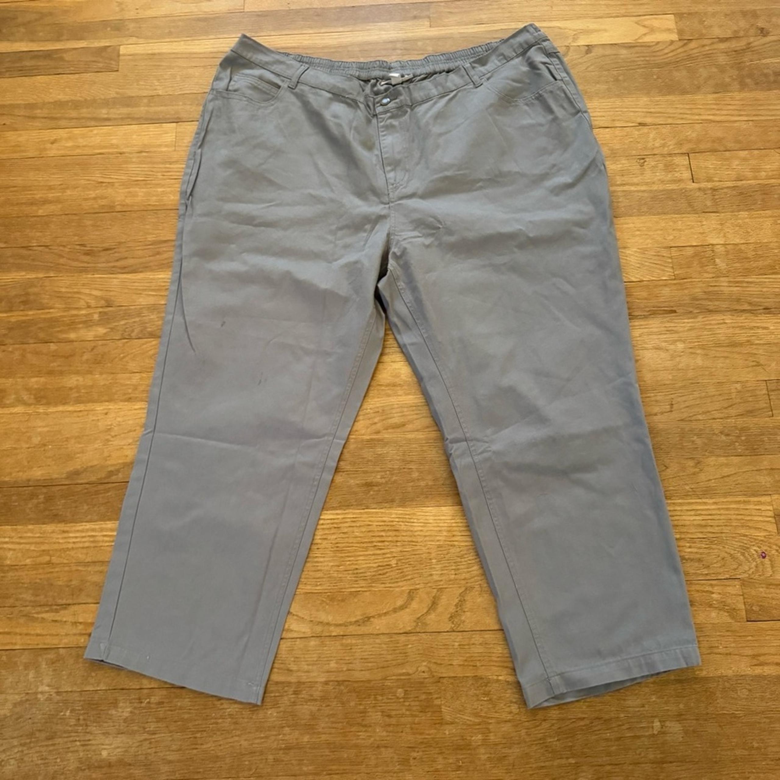 NWOT Woman Within gray straight leg casual chino pants size 28P
 b39