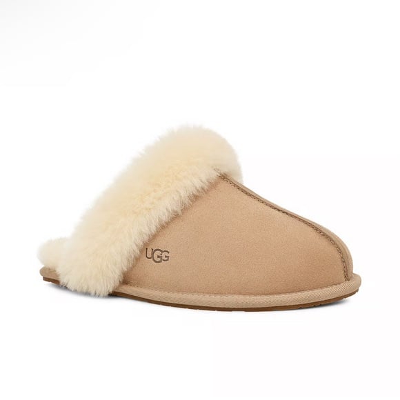 UGG Slippers UGG SCUFFETTE SLIPPER size 10