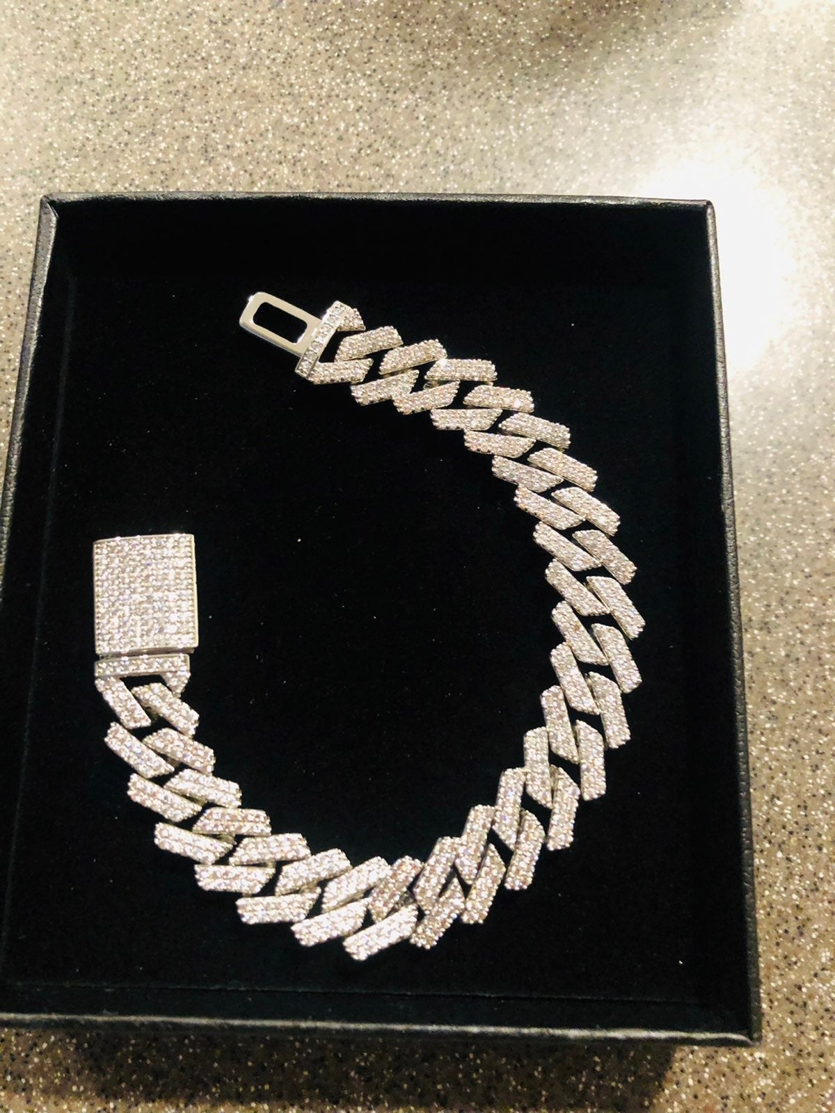 New Men's Diamond Cuban Link Miami BRACELET High Quality. *DOES NOT FADE*