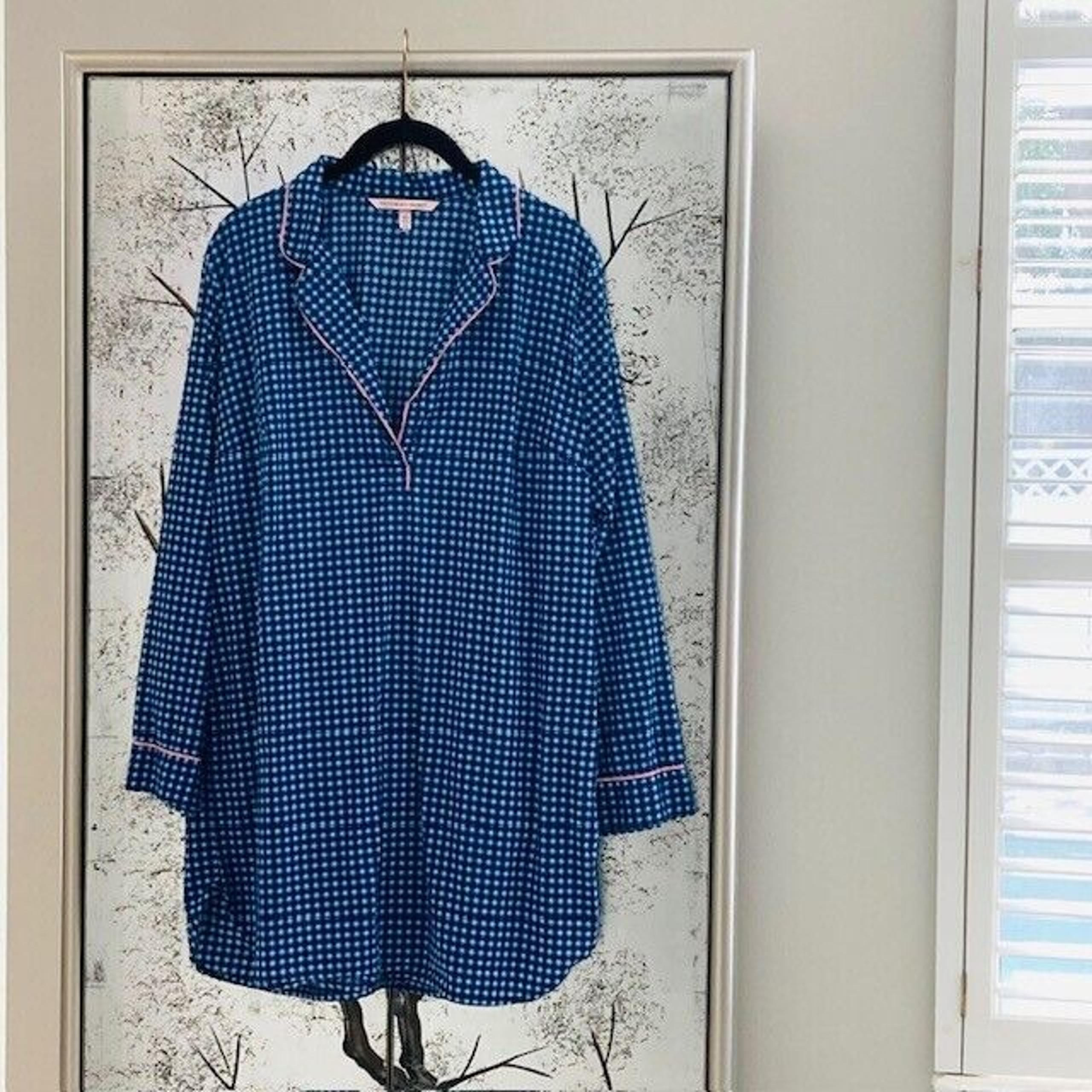 Victorias Secret Size Medium Floral Geo Print Night Shirt Pajama PJ Dress Gown