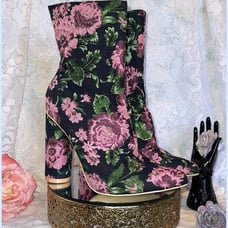 CAPE ROBBIN COQUETTE FANCY FLORAL JACQUARD POINTY ANKLE BOOTIES SIZE 7