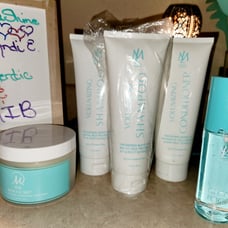 LEYLA MILANI Volumizing Shampoo & Conditioner Bundle, 5-PC ~ NEW