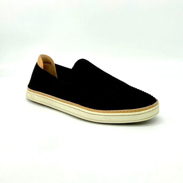UGG Sammy Slip On