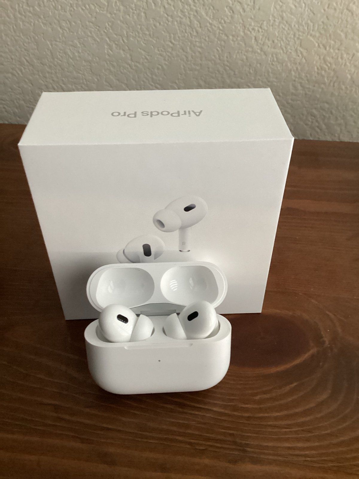 Apple AirPods 2nd Generation with Charging Case