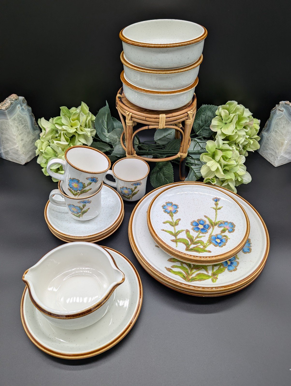 Vintage Mikasa Natural Beauty Cornflower Dinnerware + Gravy Boat HTF 17 pcs ttl