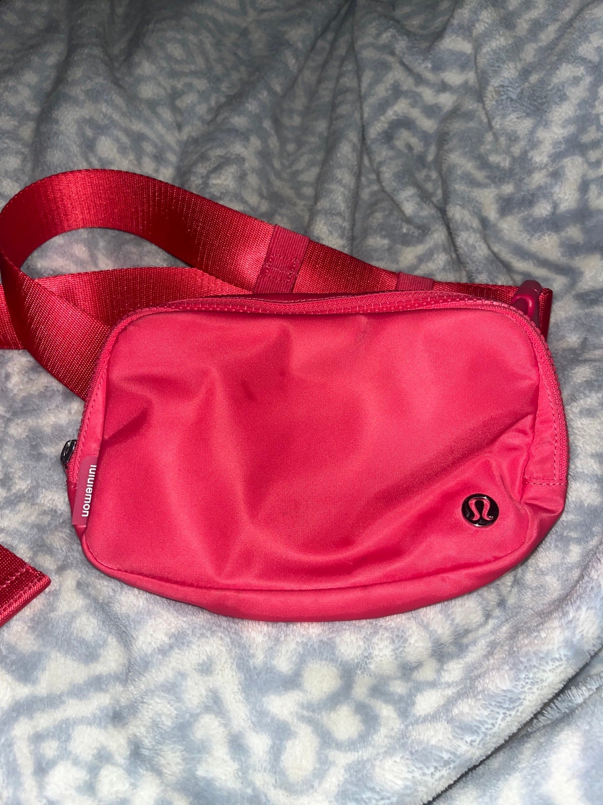 lululemon belt bag