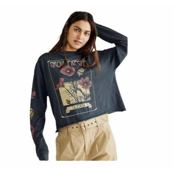 FREE PEOPLE x DAYDREAMER Grow Freely Crop Top long sleeves Size Medium