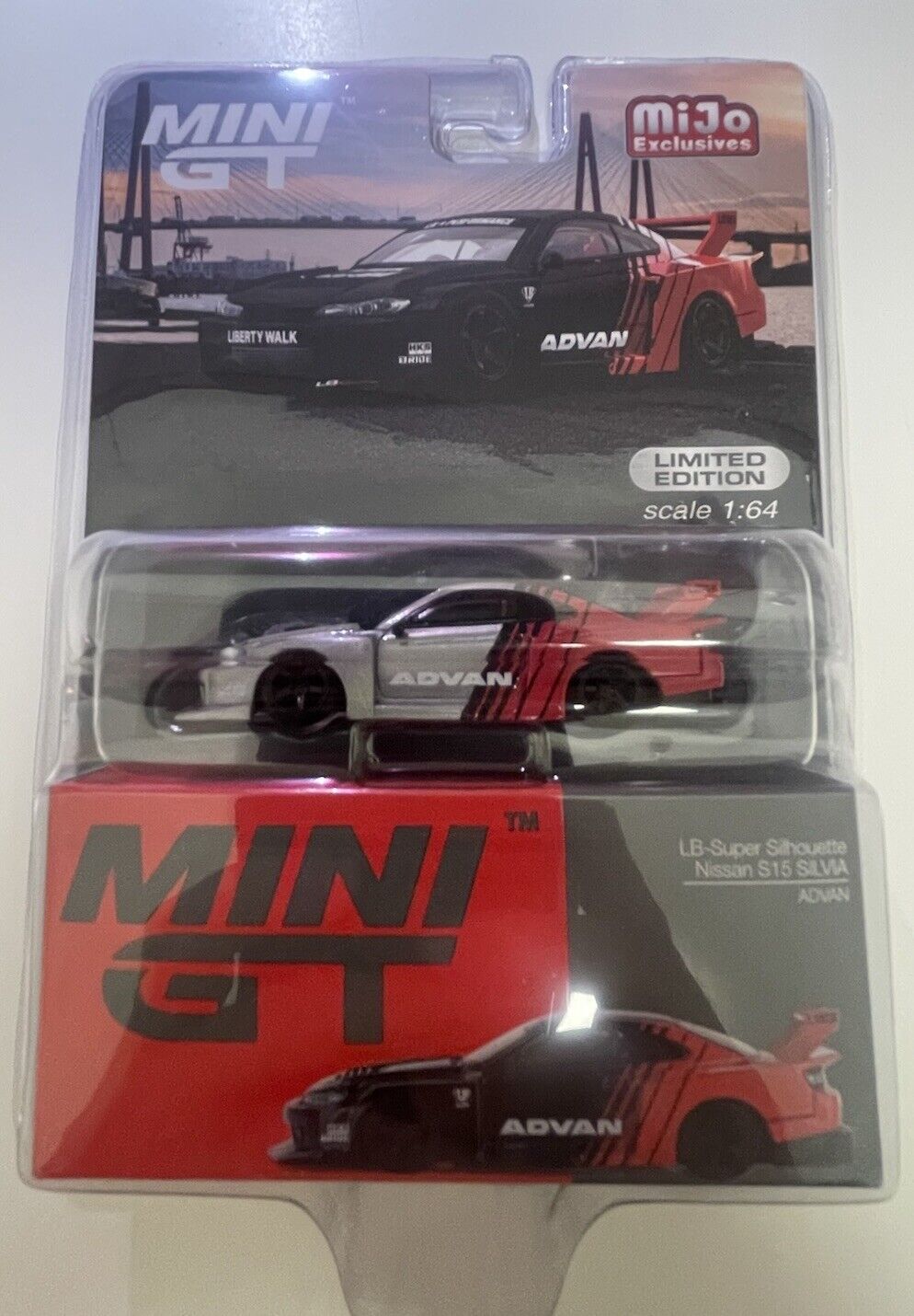 Chase! Mini GT 1:64 Nissan LB-Super Silhouette S15 SILVIA ADVAN MGT00649