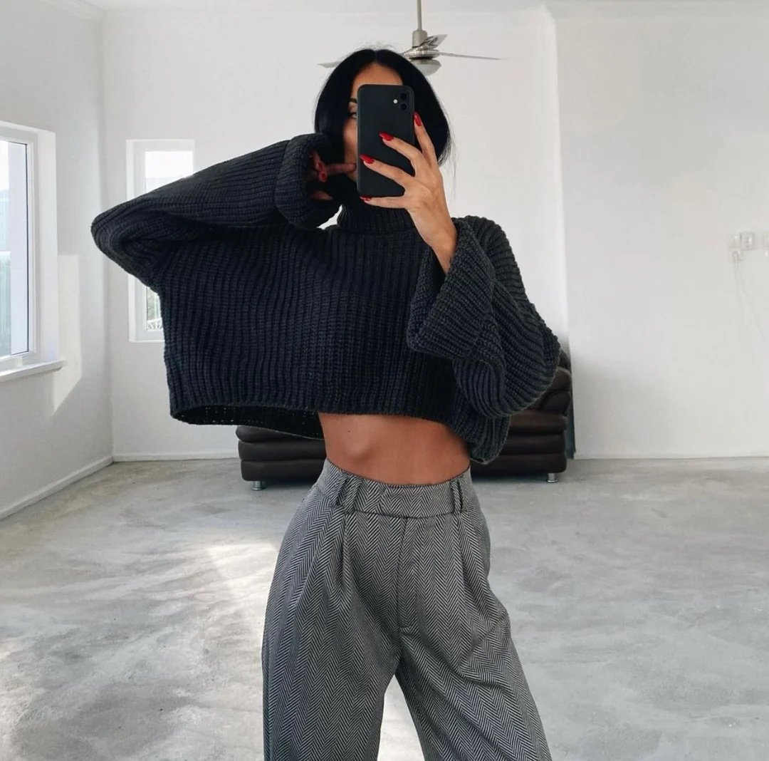 PIRAL TURTLE NECK CROPPED SWEATER ONE SIZE SMOKED GRAY
