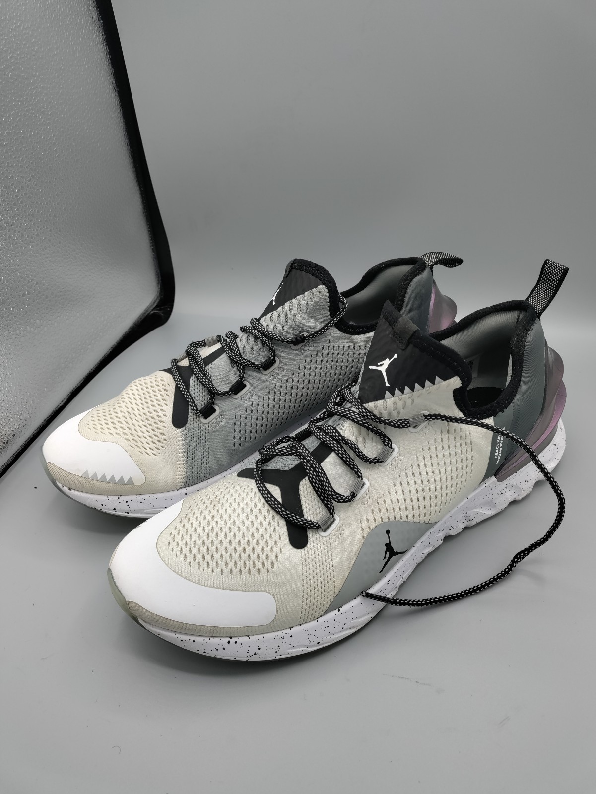 Jordan React Havoc White Black Smoke Grey sz 12