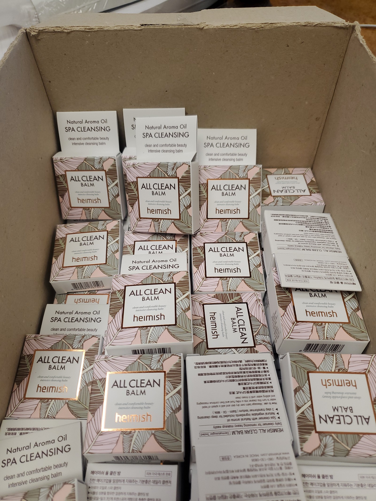 Bundle 50pcs mini all clean balms