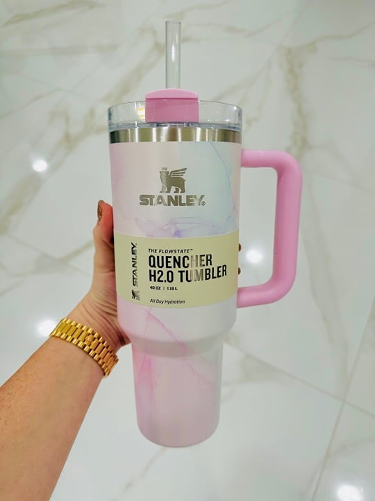 Gorgeous LIMITED RELEASE PINK Stanley cup 40oz Quencher WATERCOLOR TULLE