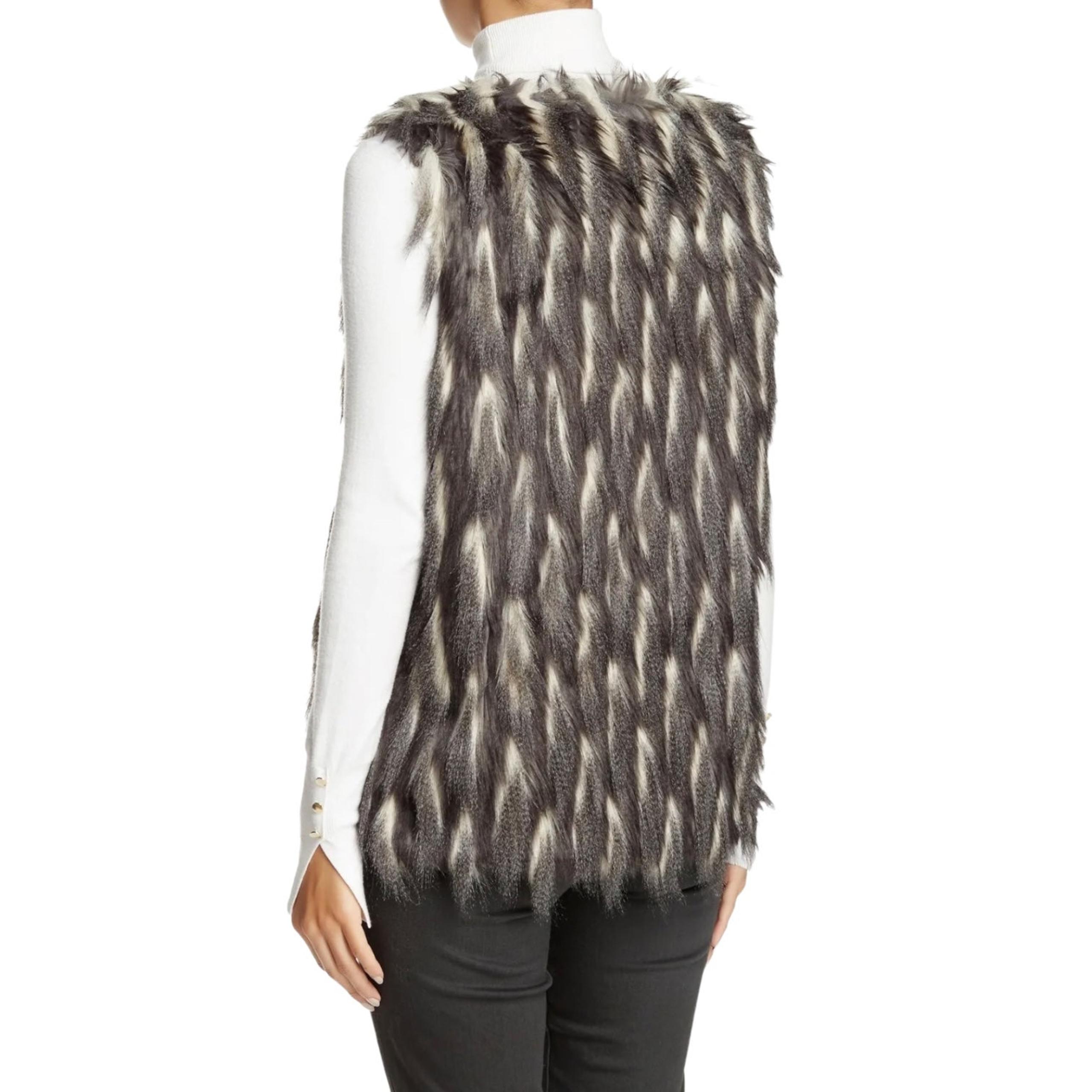Romeo&Juliet Couture faux fur vest mulitcolored small $218