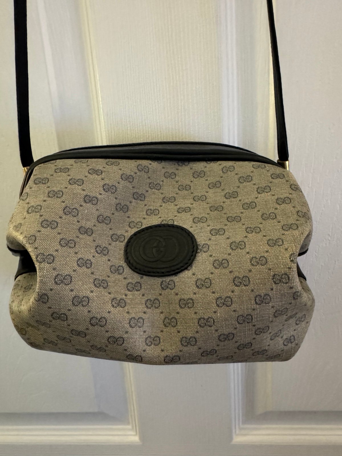 Gucci crossbody bag