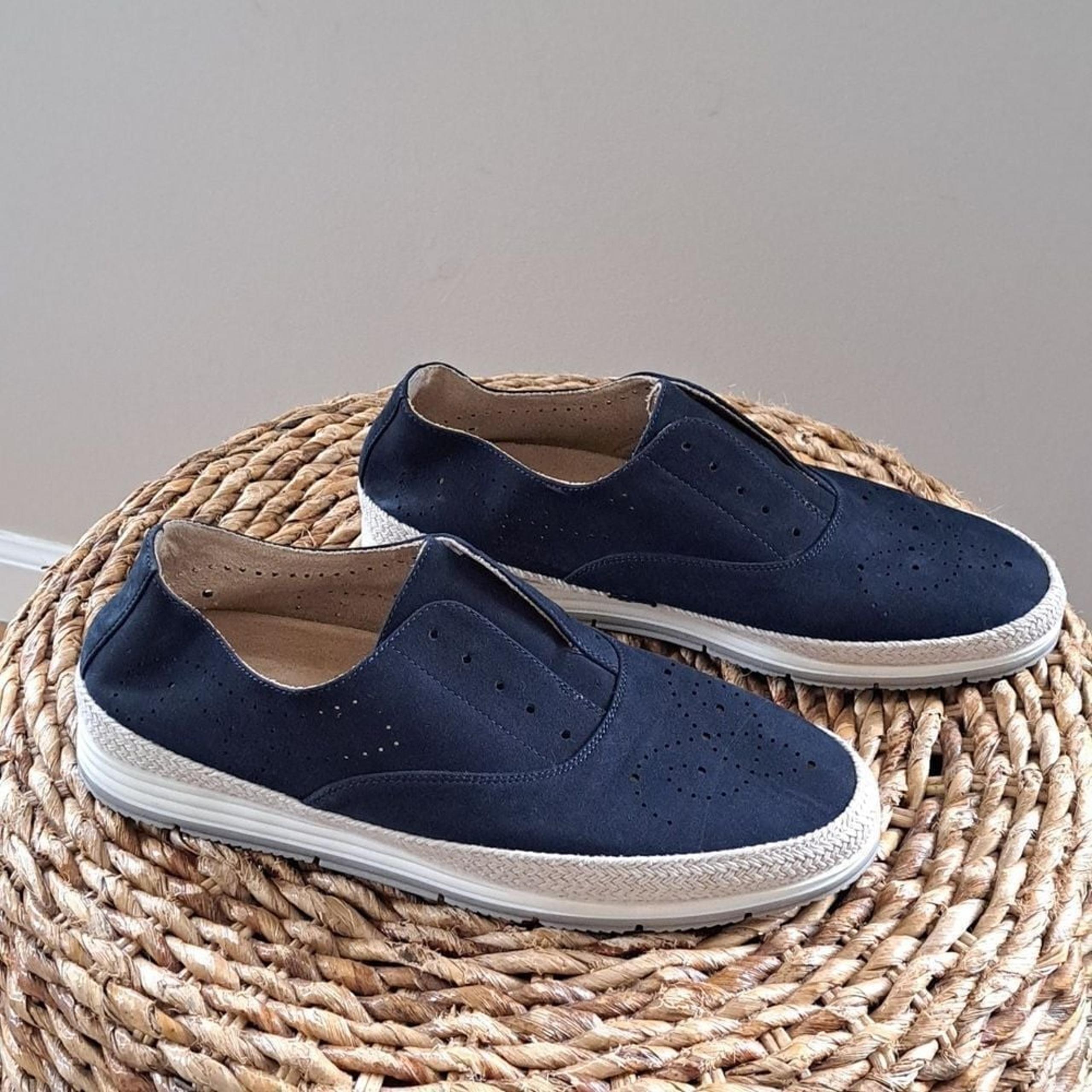 Vaneli Sport Womens Soft Navy Suede Leather Slip On Oxford Style Sneaker S-7.5