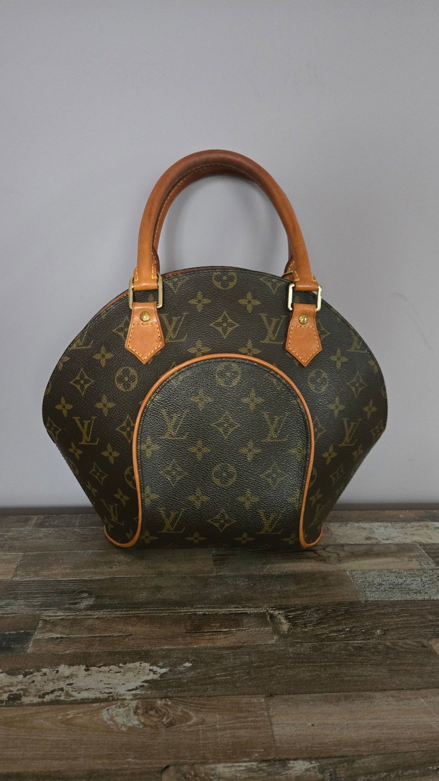 Vintage Louis Vuitton Monogram Ellipse MM