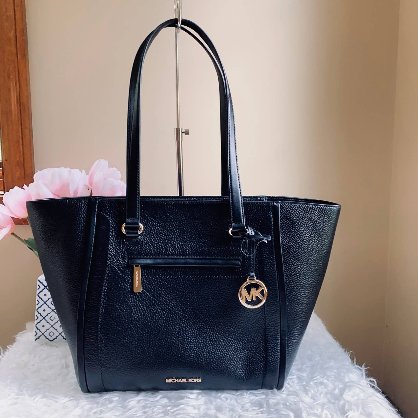 micheal kors black tote bag