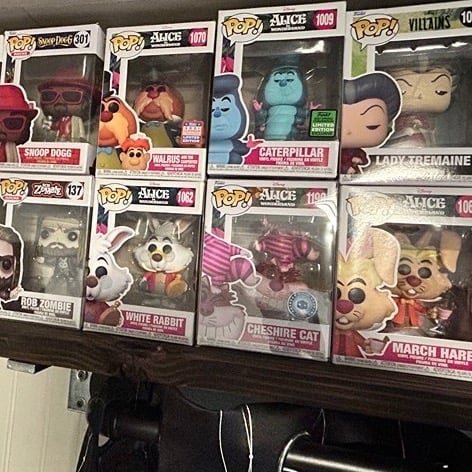 alice in wonderland Funko pop