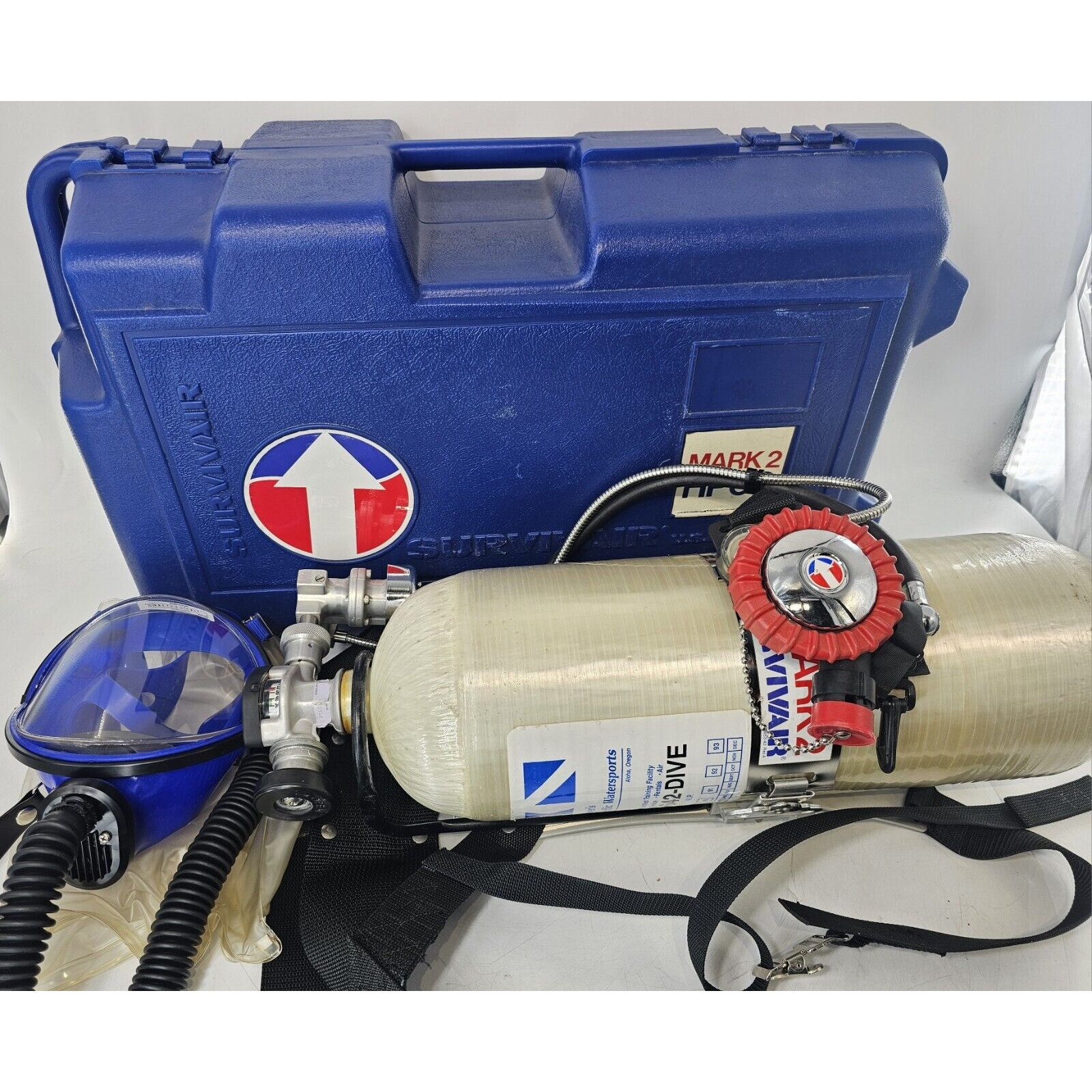 SURVIVAIR MARK 2 HP60 SYSTEM W/ MASK BREATHING APPARATUS