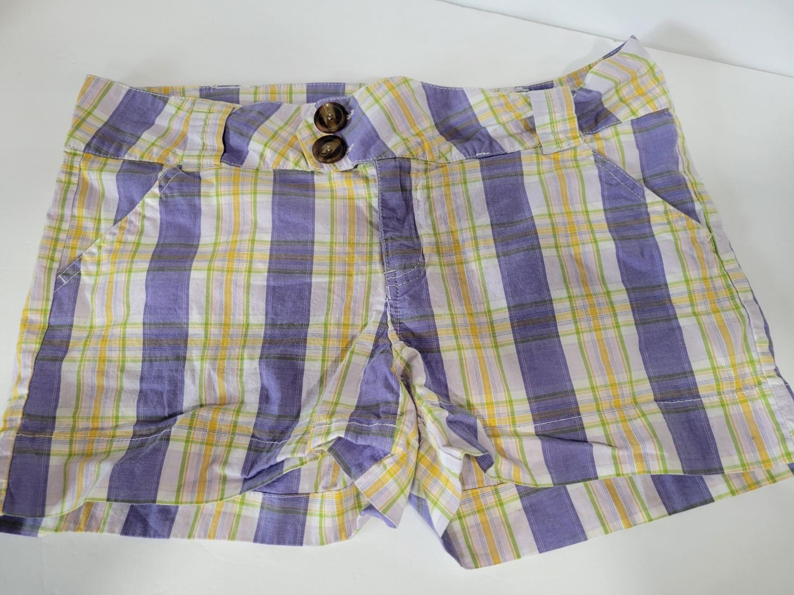 Celebrity Pink Shorts Women Size 13 Large