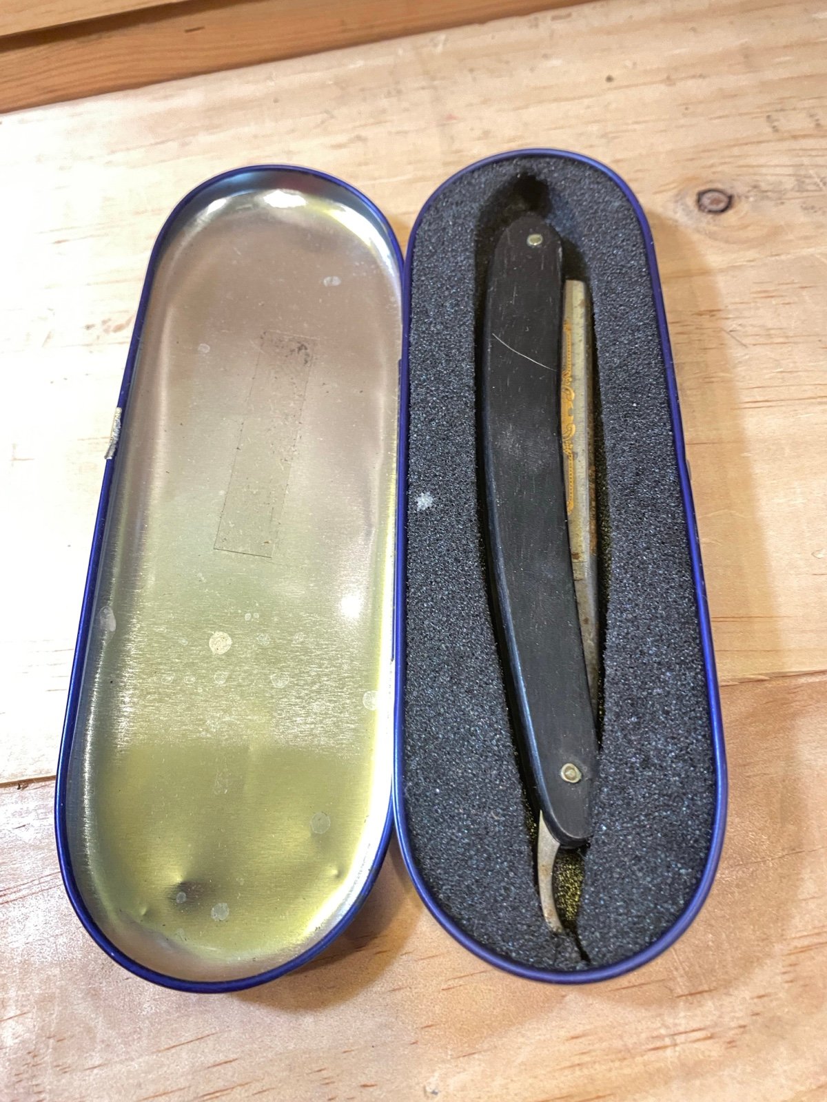 Dovo Straight Razor Carbon Steel Ebony