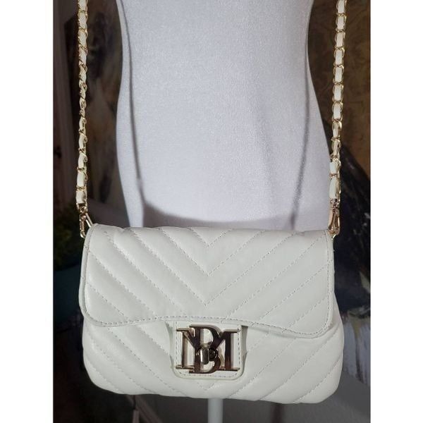 Used: Badgley Mischika Small White CrossBody Bag