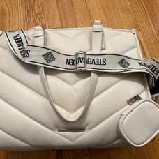 Steve Madden tote purse with extras