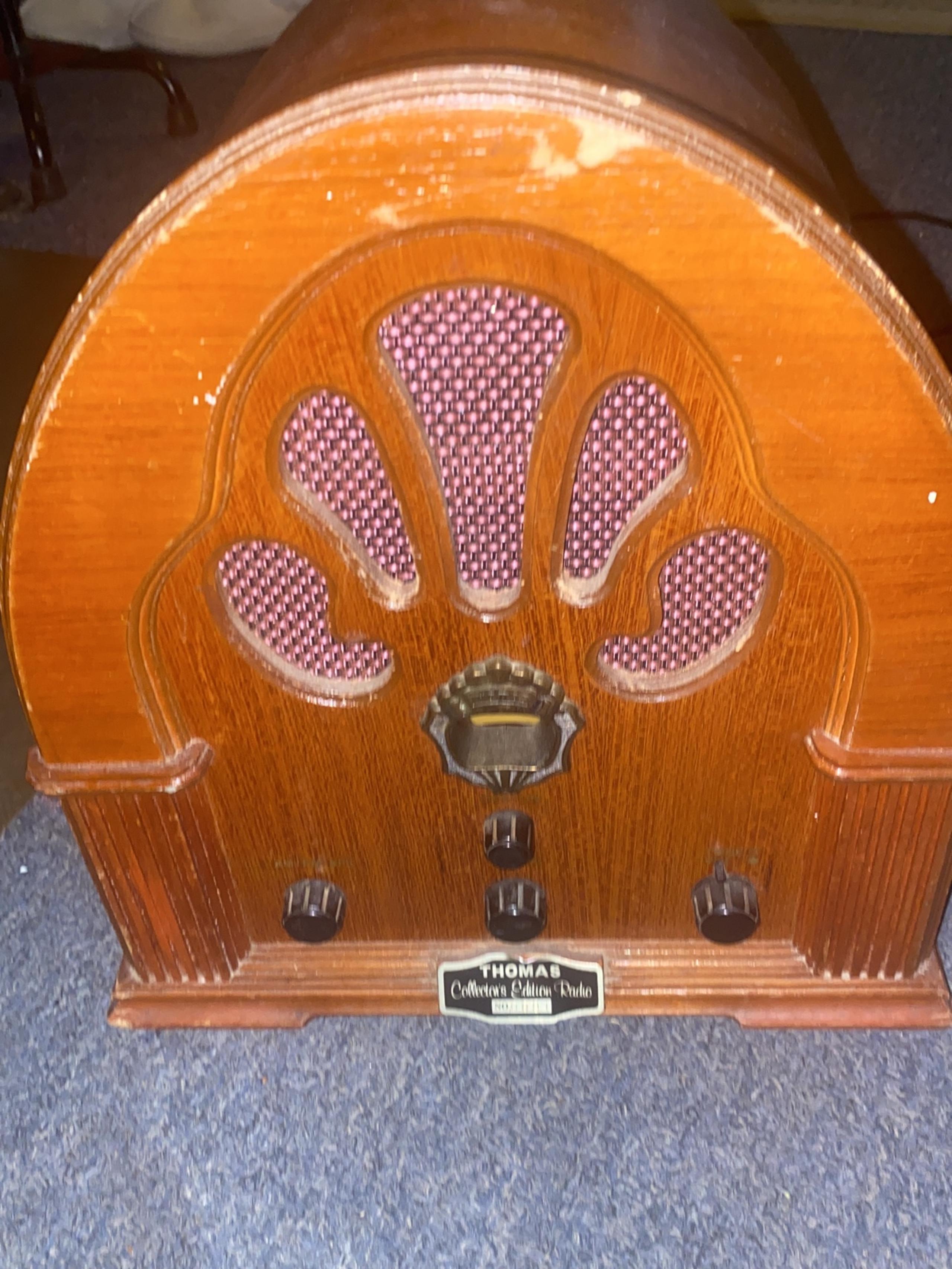 Thomas collectors edition radio