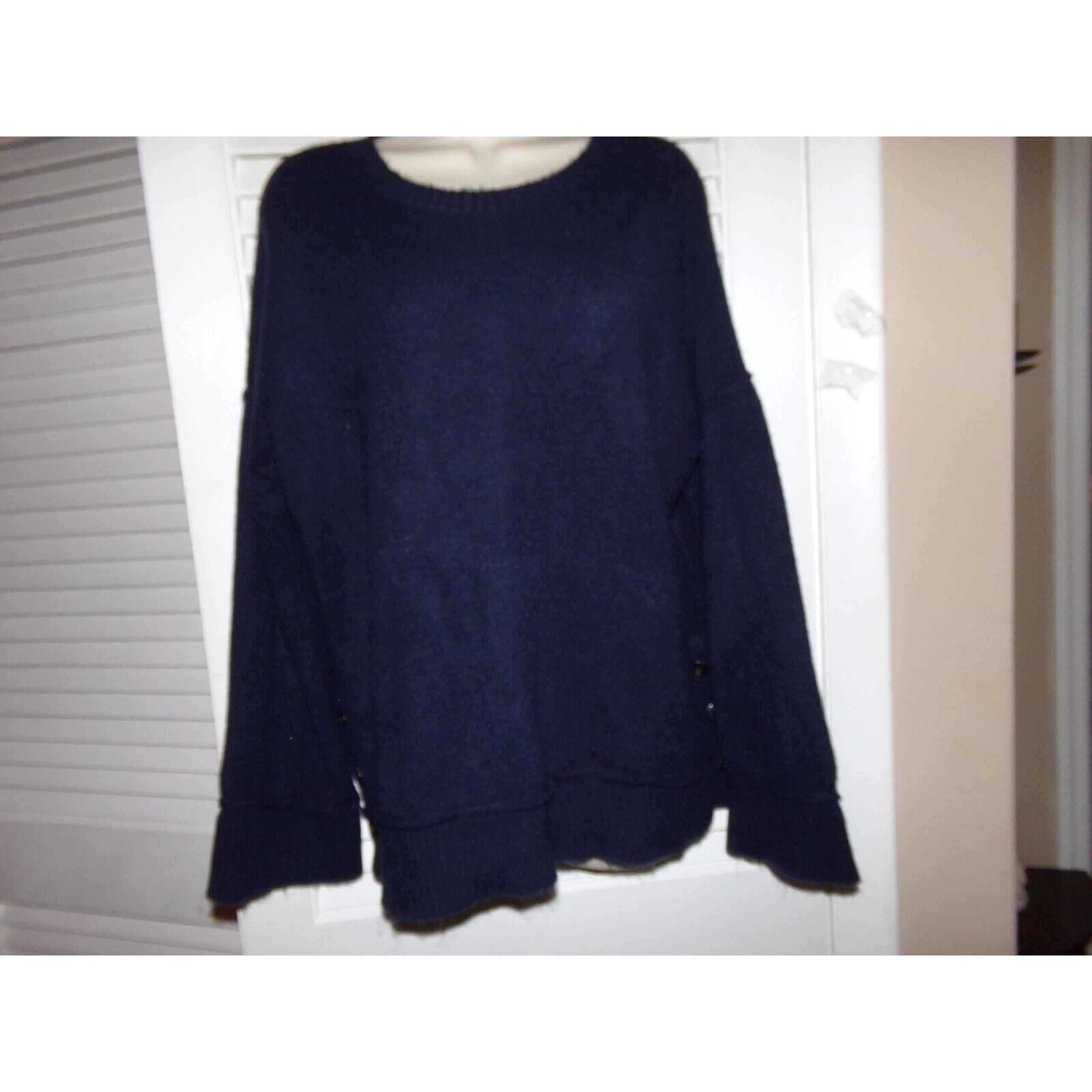 navy crew neck sweater with button accents PM EUC Worn once - New Directions