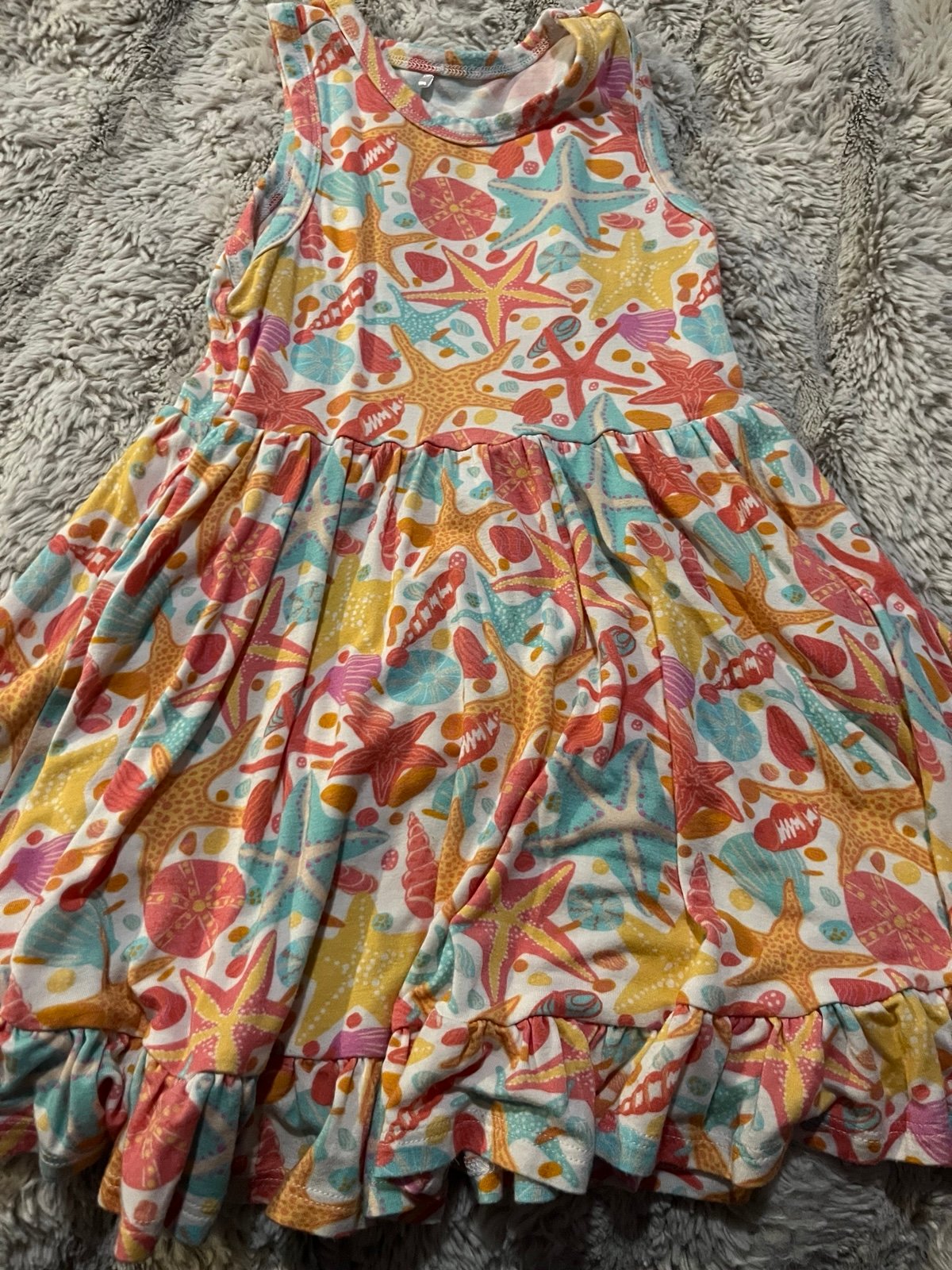 Posh peanut sandy twirl