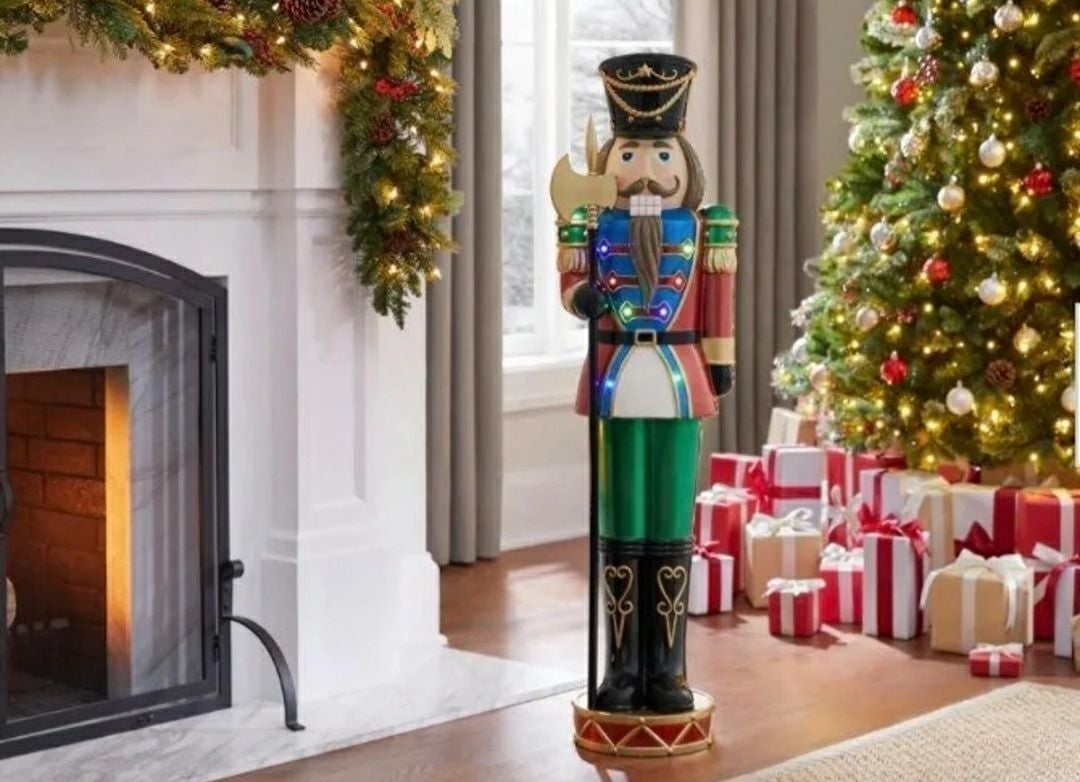 NEW 3.5 ft LED Pre-Lit Christmas Holiday Nutcracker with Axe Standing Figurine