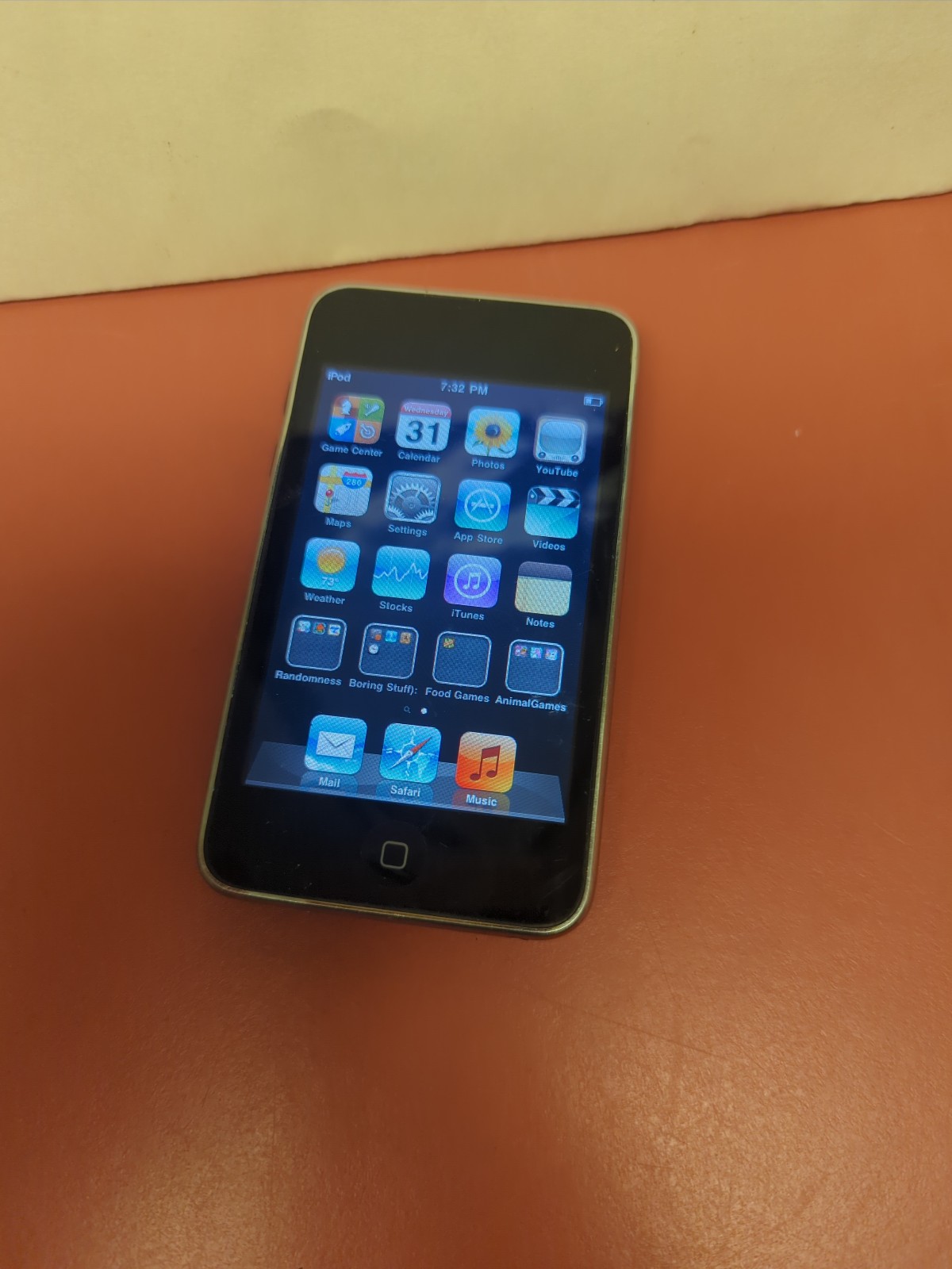 Apple iPod Touch (2nd Generation) 8GB (Black) [A1288]
