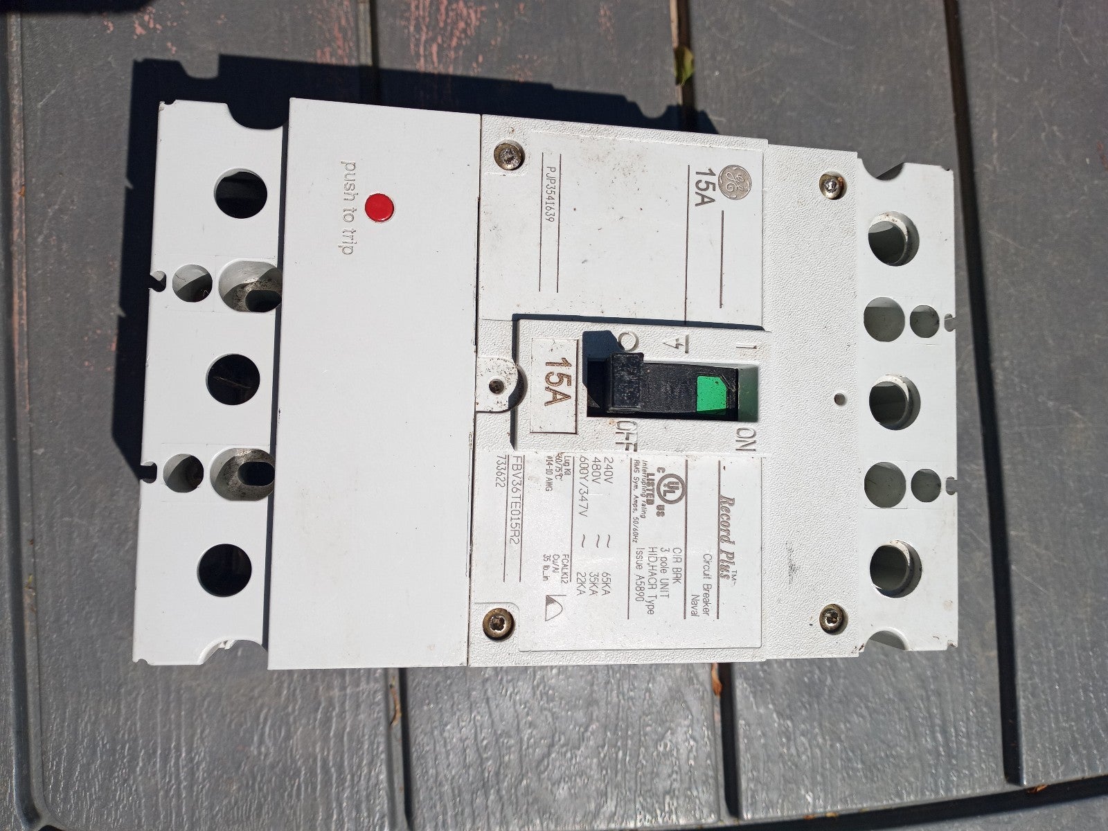 GE 15 AMP RECORD PLUS CIRCUIT BREAKER 3 POLE 600 VAC FBV36TE015R2 pre-owned