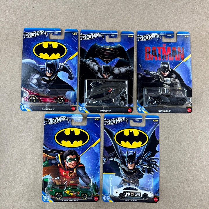 2024 Hot Wheels Batman Themed Set 1-5 1:64 Scale Diecast Cars Batmobile Batwing