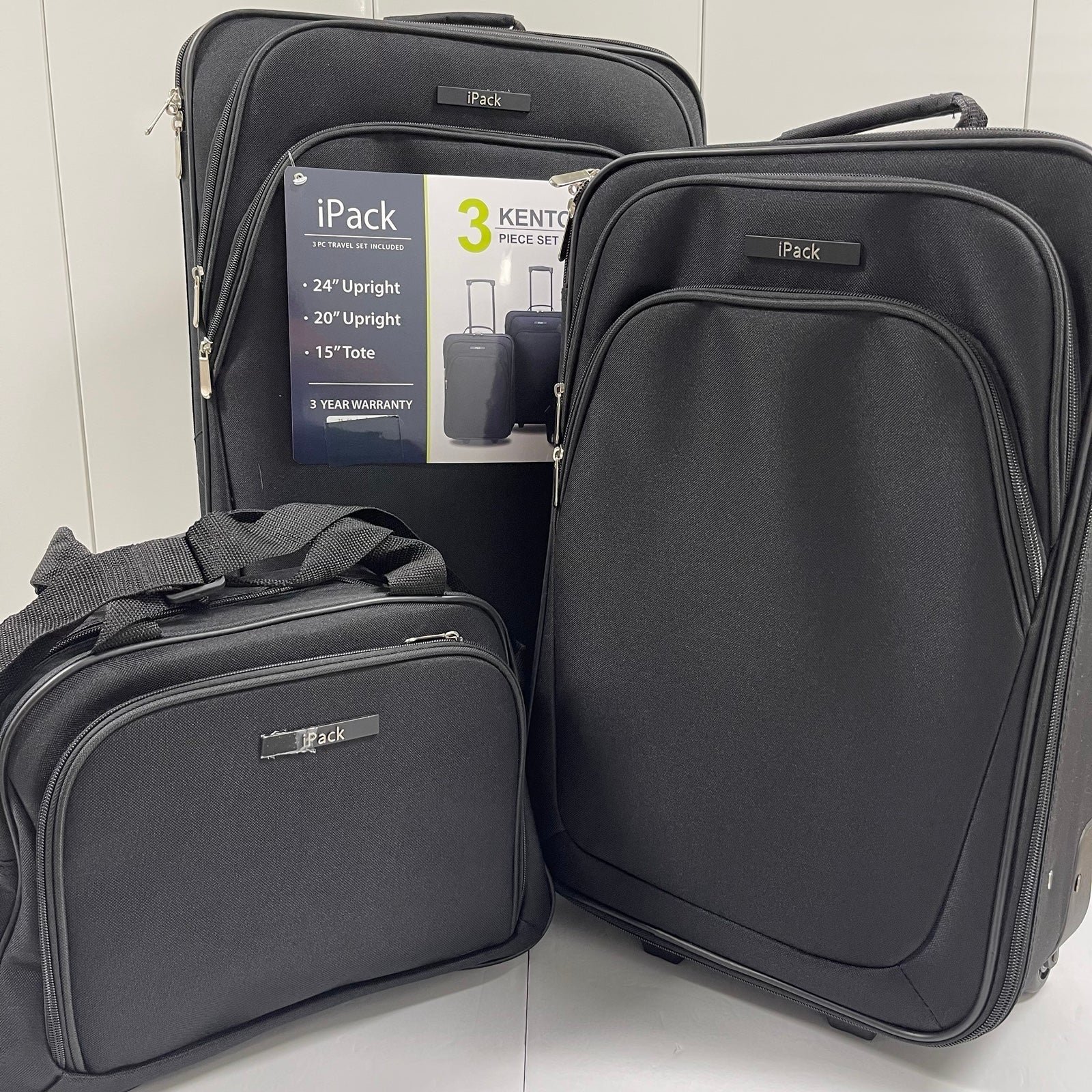 Luggage set 3 piece wheeled spinner NEW IN BOX⭐️SUPER DEAL!