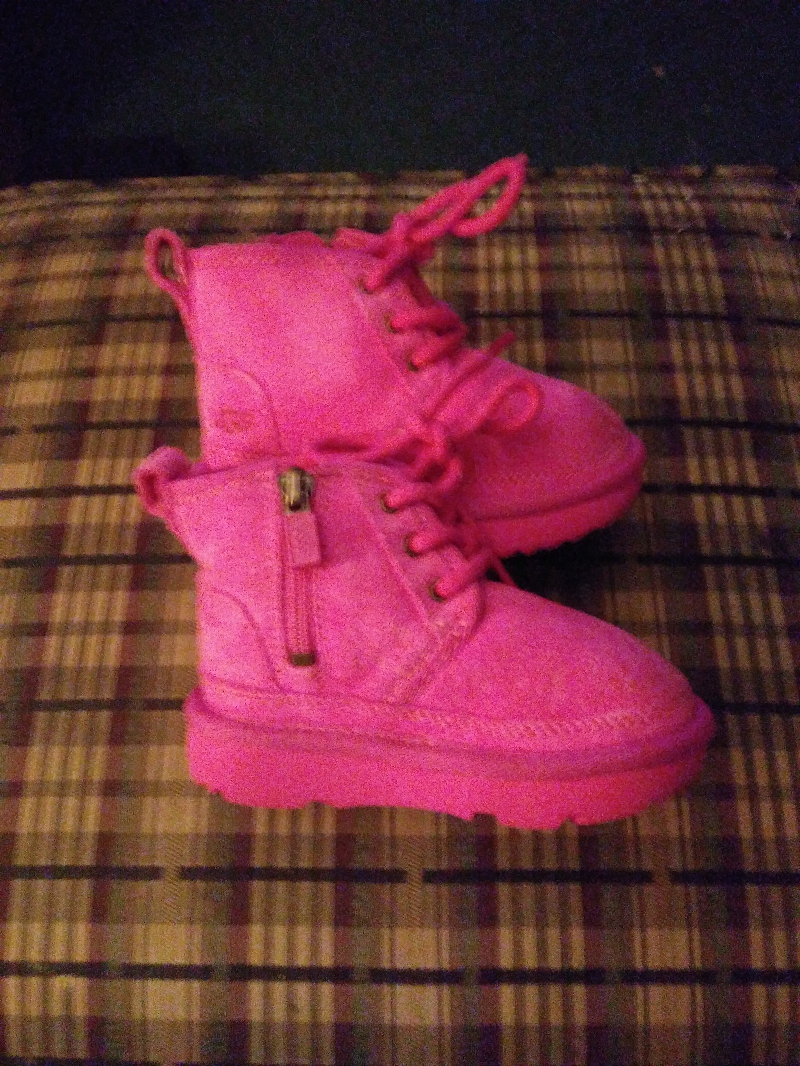 UGG T Neumel II Lipgloss Pink Suede Shearling Boots 6C