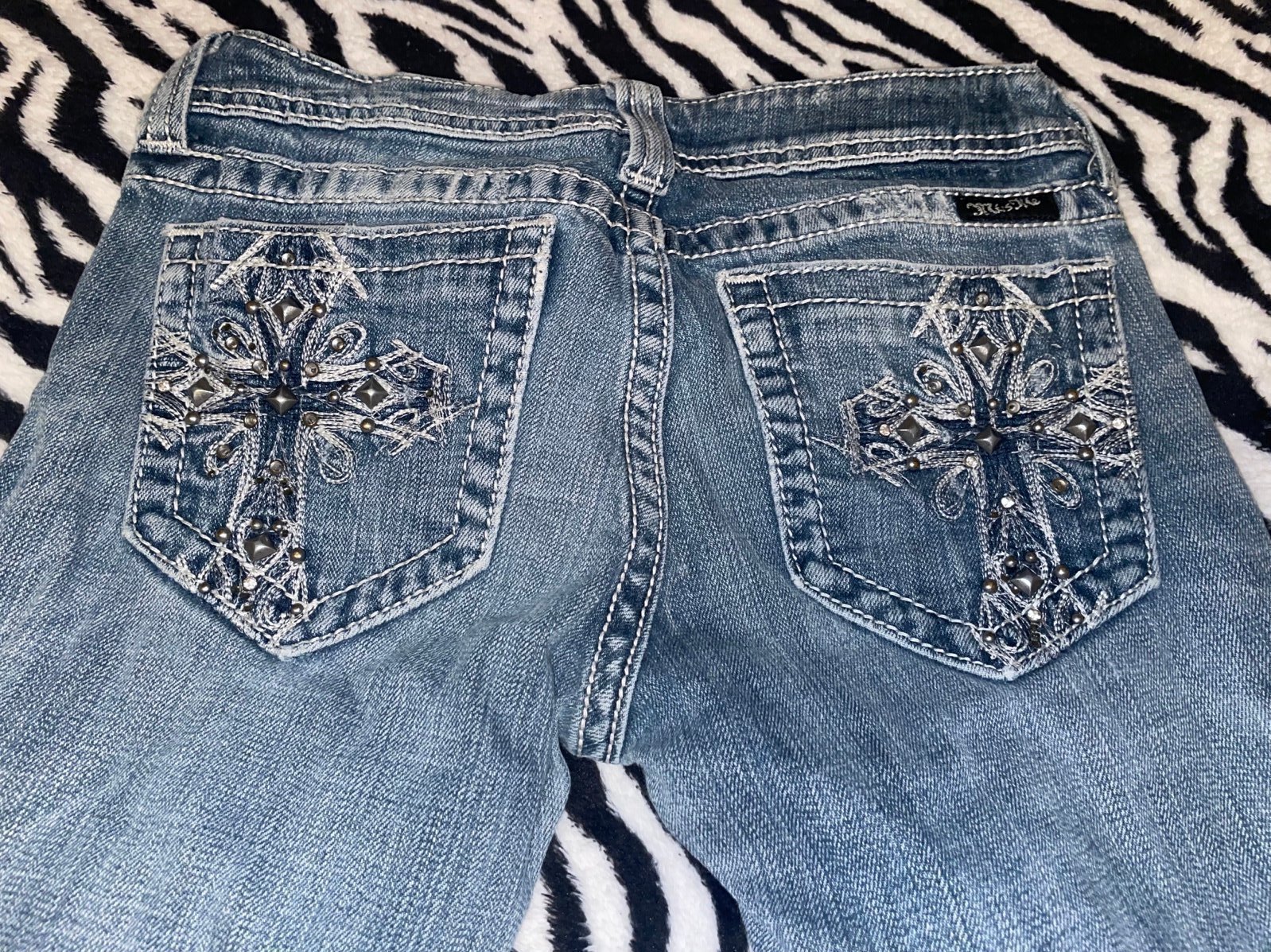 Miss Me lowrise jeans size 27