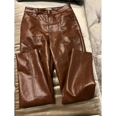 Aritzia Wilfred Rebel Pant in Cognac
